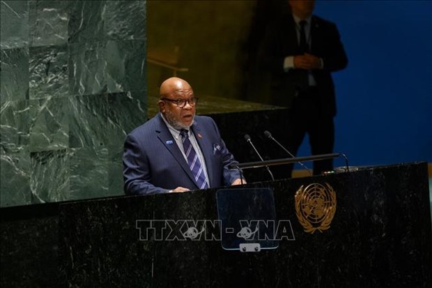 联合国大会选举特立尼达和多巴哥外交官丹尼斯·弗朗西斯为第78届联合国大会主席 hinh anh 1