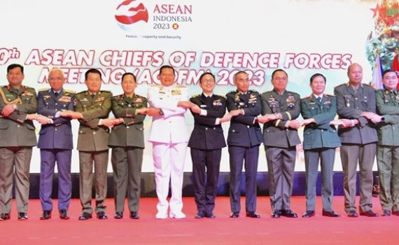 越南为东盟各国防务合作作出积极贡献 hinh anh 1