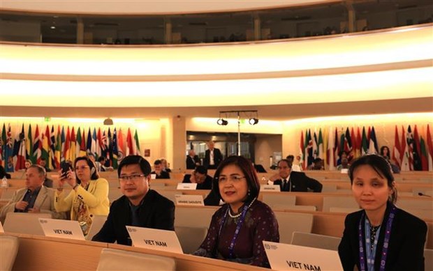 越南出席国际劳工组织第111届年会 重视加强社会保障体系建设 hinh anh 2