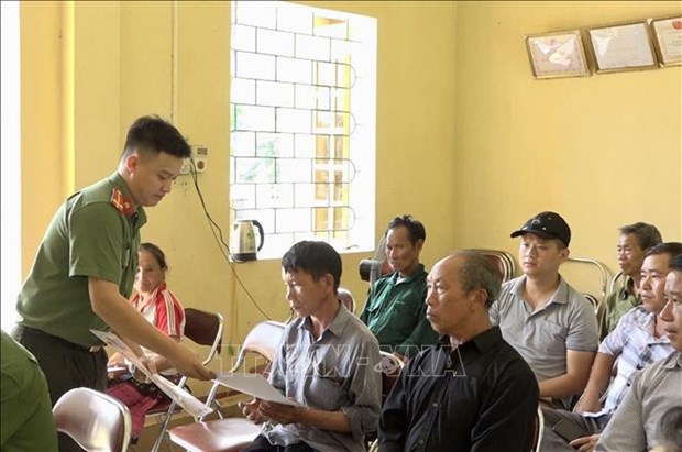 📝时评：及时防范在安沛省的非法宗教组织 hinh anh 1