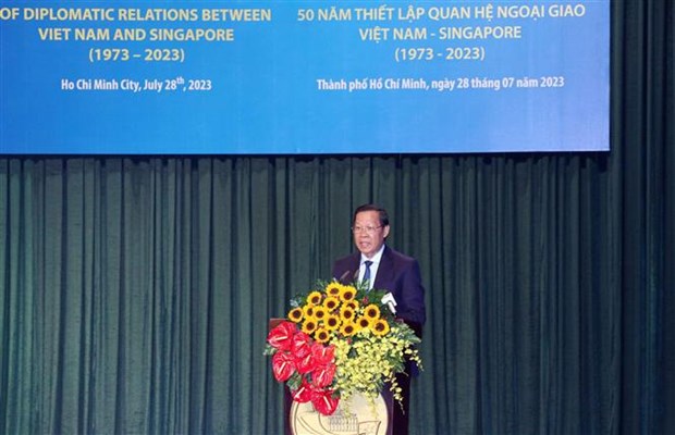 越南与新加坡建交50周年纪念活动在胡志明市举行 hinh anh 2