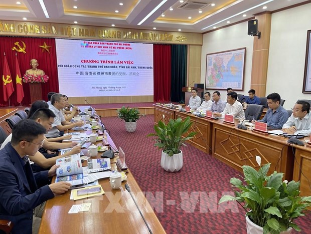 越南海防市与中国海南省分享物流、港口管理经验 hinh anh 1