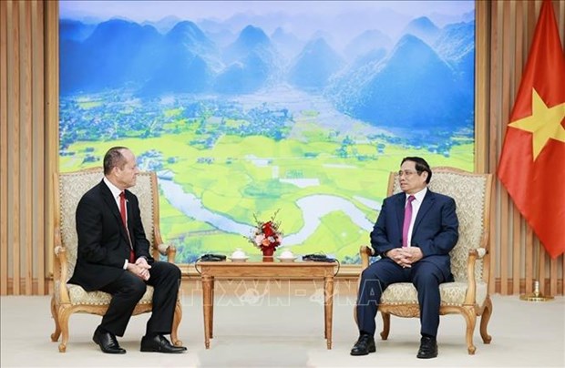 越南政府总理范明政会见色列经济和工业部部长 hinh anh 2