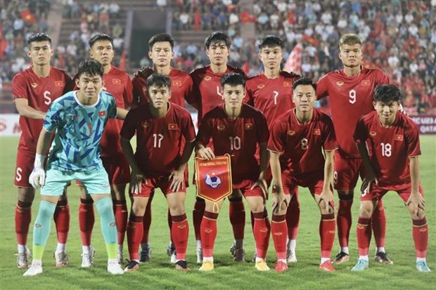 U23亚洲杯预选赛：越南U23队狂胜关岛U23队 暂居C组榜首 hinh anh 1