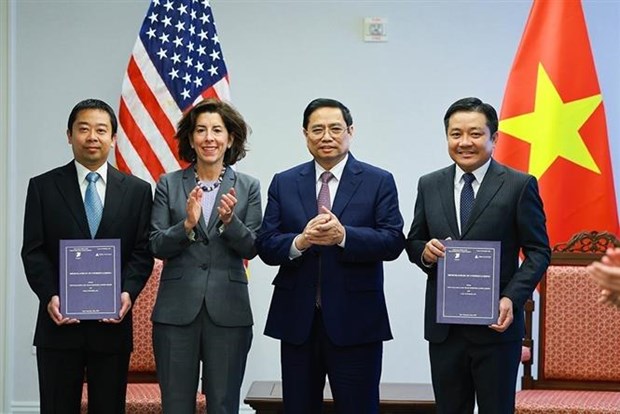 越南与美国关于将两国关系提升为全面战略伙伴关系的联合声明（全文） hinh anh 3