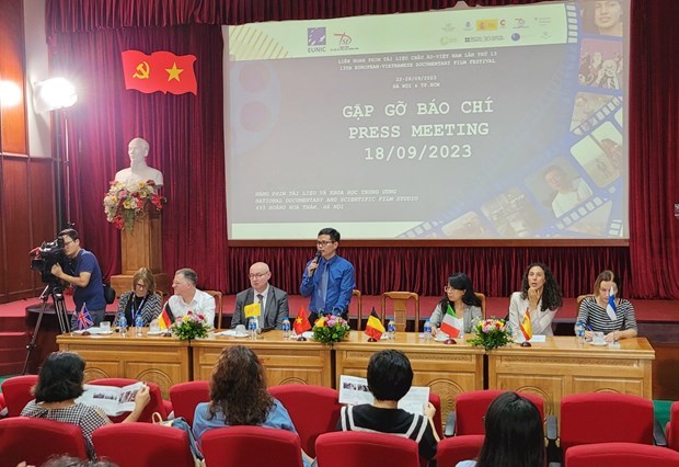 2023年欧洲-越南纪录片电影节吸引多国参加 hinh anh 1