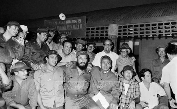 菲德尔·卡斯特罗访问越南50周年：加倍珍惜和精心维护越古特殊关系 hinh anh 1