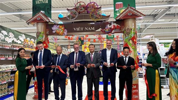 越南商品周活动在法国Systeme U连锁超市举行 hinh anh 1