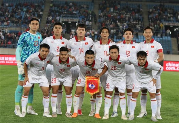 中国之队·大连国际足球邀请赛：越南男足以0比2败给中国队 hinh anh 1