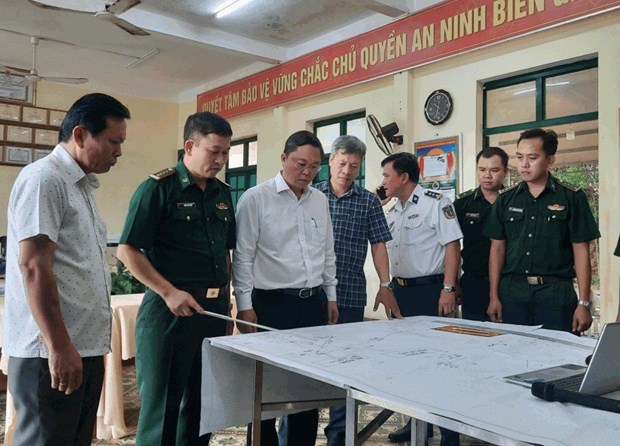 越南政府总理指示紧急搜救双子西岛附近两艘沉没渔船失踪渔民 hinh anh 1