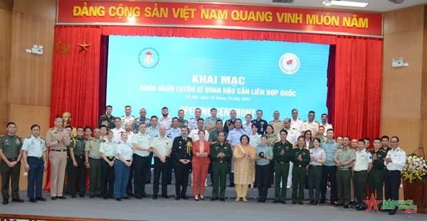 越南与加拿大联合举办联合国后勤军官培训班 hinh anh 1