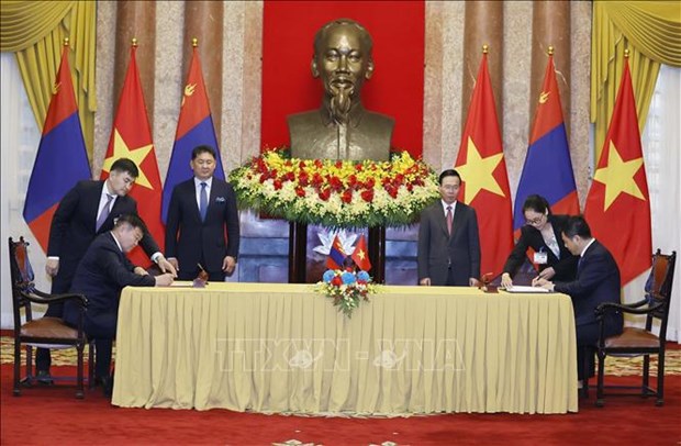 越南与蒙古签署可持续大米贸易谅解备忘录 hinh anh 1