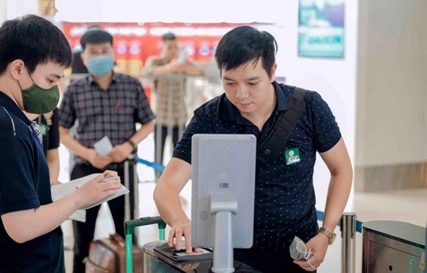 2024 年越南部署乘客登机手续生物识别认证应用程序 hinh anh 1