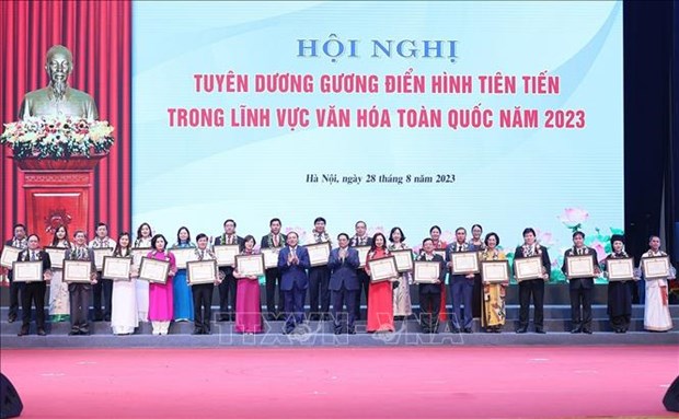 年终盘点：越南2023年十大文化体育与旅游事件揭晓 hinh anh 1