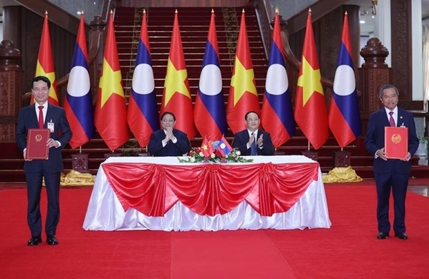 老越友好协会主席：老挝总理越南之行有助于推动了两国经贸合作关系走向纵深 hinh anh 2
