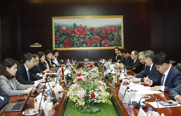 越南支持老挝确保2024年信息安全 hinh anh 1