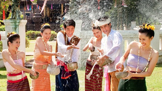 泰国批准2024年泼水节特别预算 hinh anh 1
