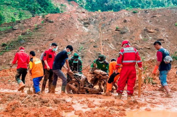 印尼南苏拉威西省发生山体滑坡 造成至少4人死亡 hinh anh 1