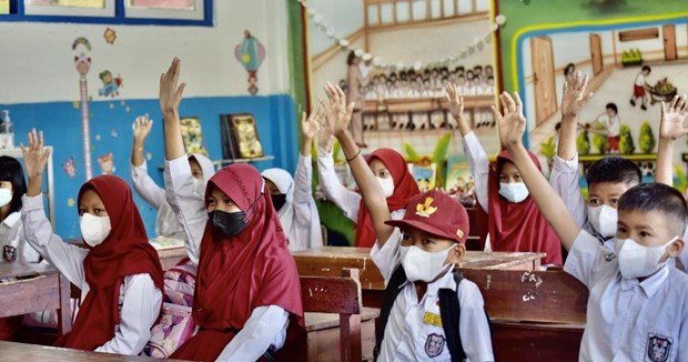 印度尼西亚解决教育不平等问题 hinh anh 1