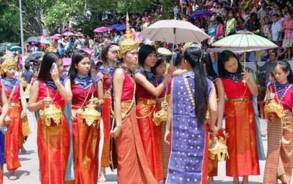 越南领导人向老挝和柬埔寨领导人致传统新年贺信 hinh anh 1